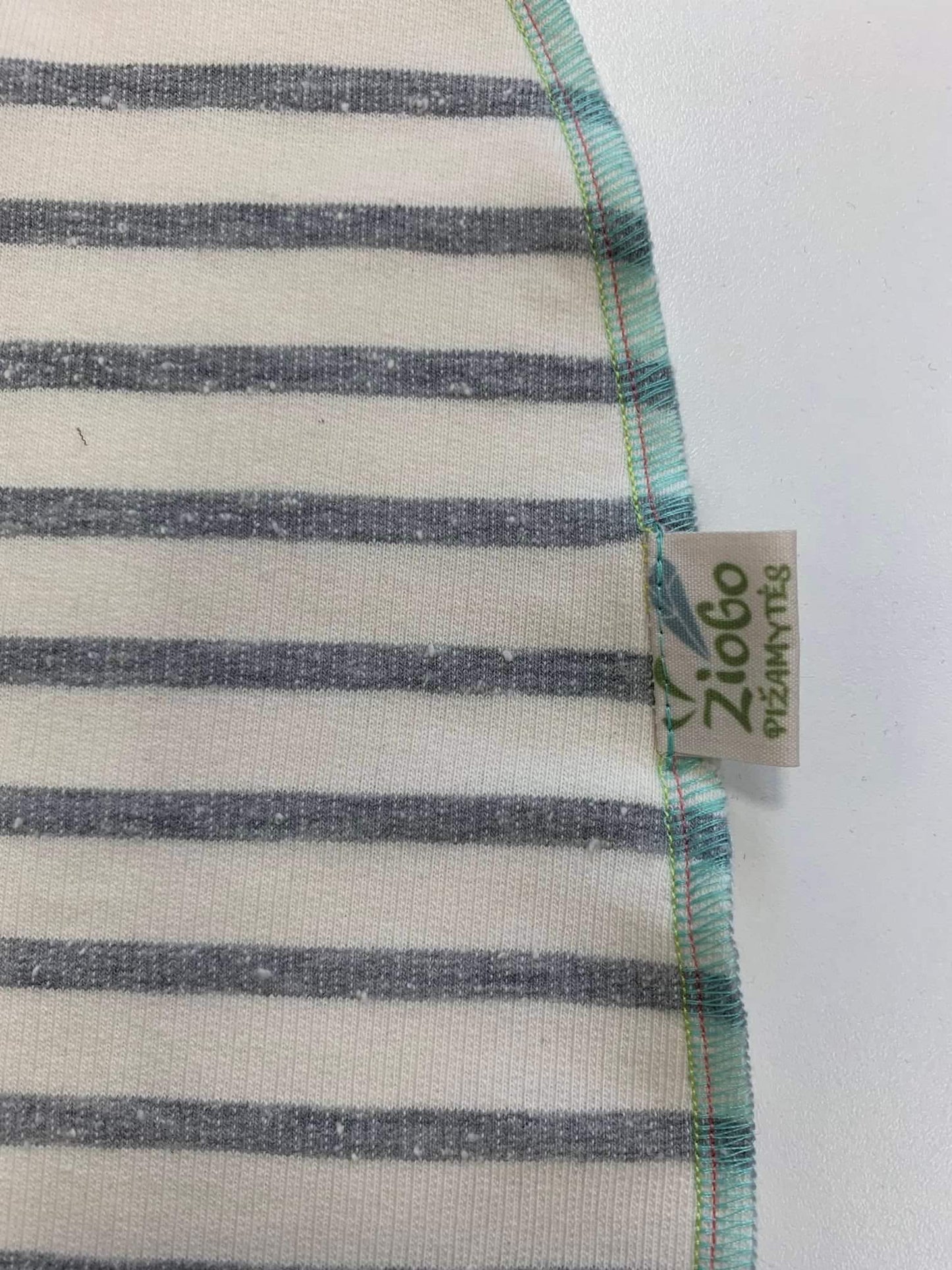 Natūralios miego pozos miegmaišis "Išvirkščiom siūlėm"